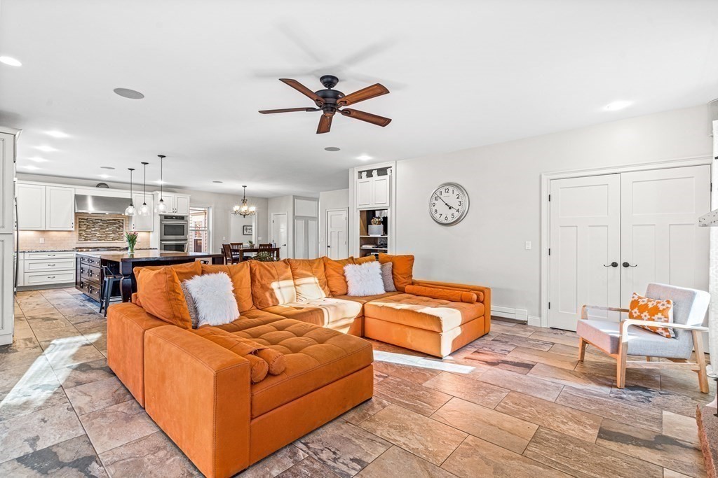 9 Washington Avenue Woburn, MA 01801 - Photo 14 of 42