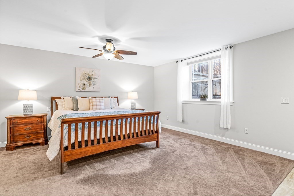 9 Washington Avenue Woburn, MA 01801 - Photo 27 of 42