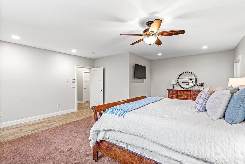 9 Washington Avenue Woburn, MA 01801 - Photo 28 of 42