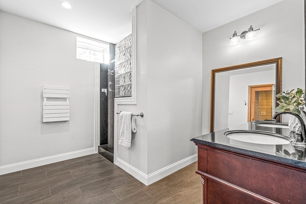 9 Washington Avenue Woburn, MA 01801 - Photo 30 of 42