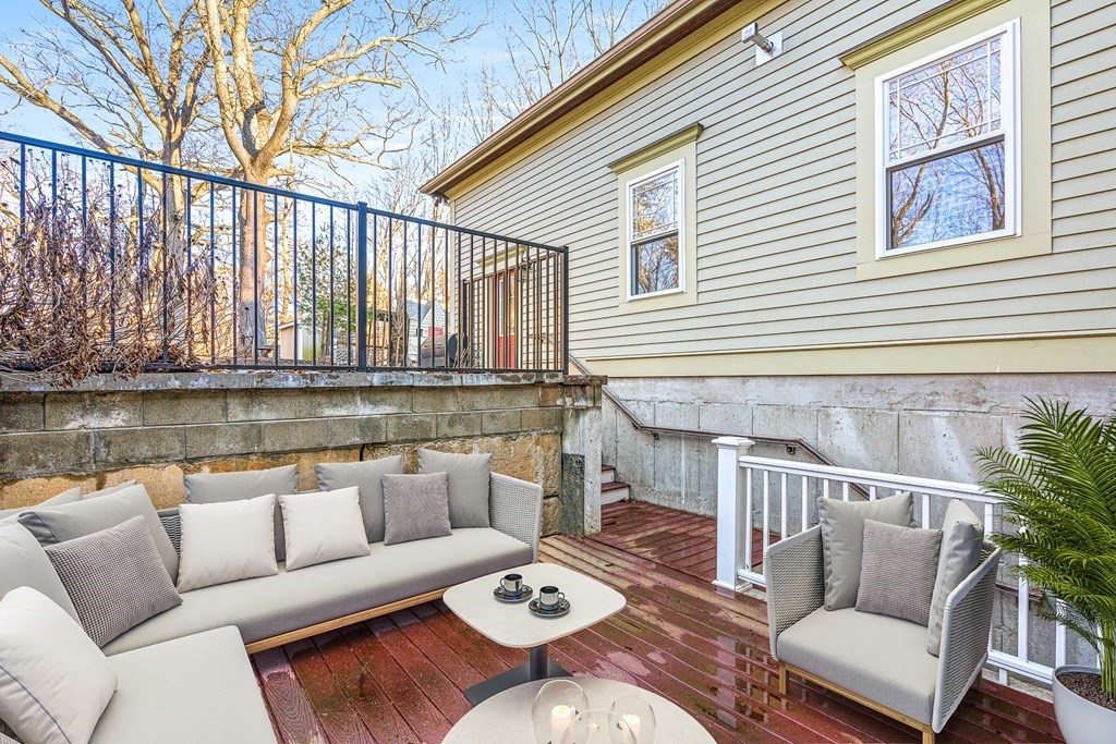 9 Washington Avenue Woburn, MA 01801 - Photo 39 of 42