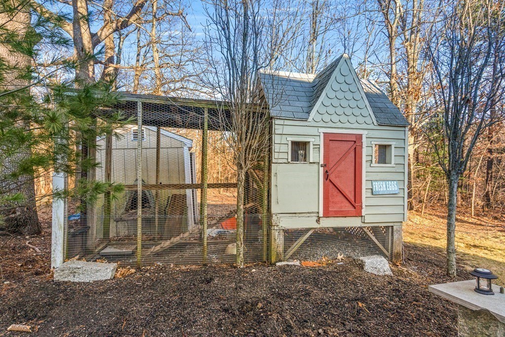 9 Washington Avenue Woburn, MA 01801 - Photo 42 of 42