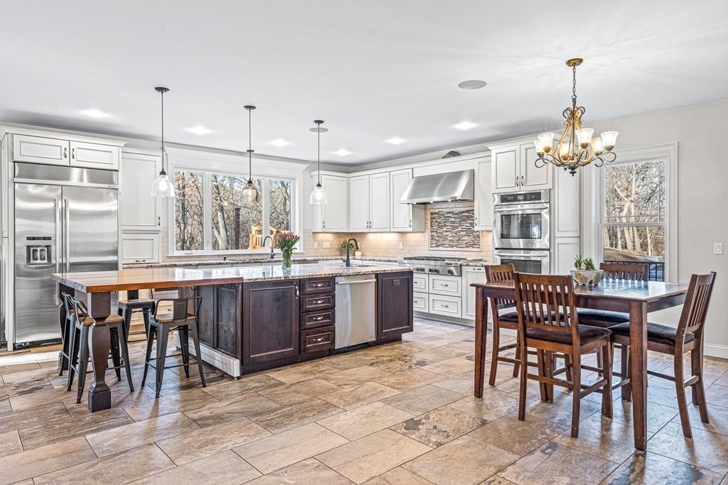 9 Washington Avenue Woburn, MA 01801 - Photo 9 of 42