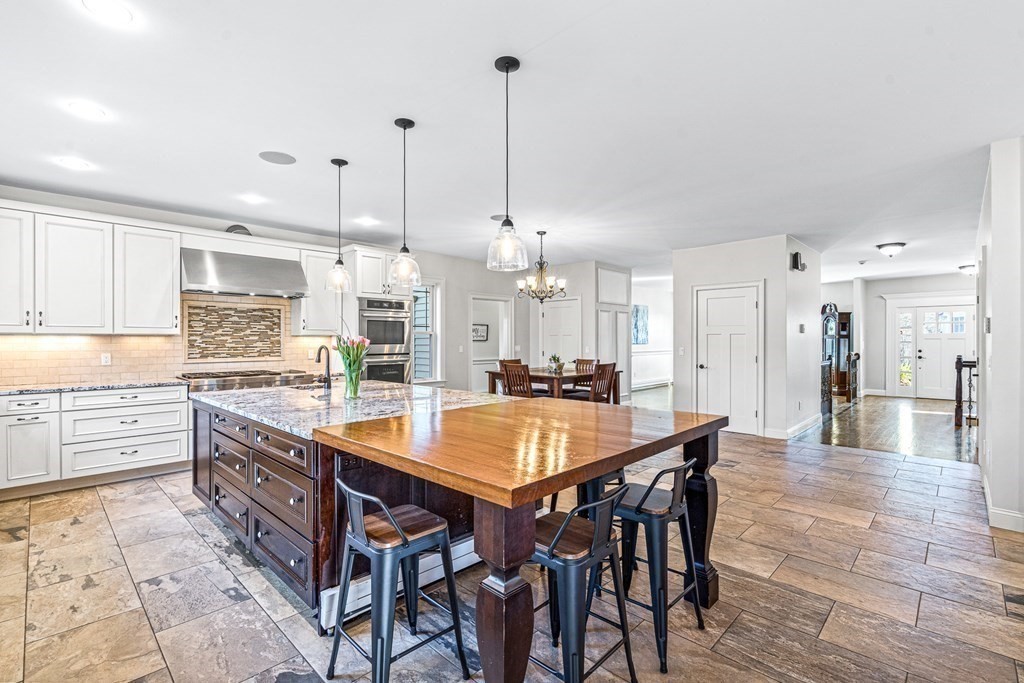 9 Washington Avenue Woburn, MA 01801 - Photo 10 of 42