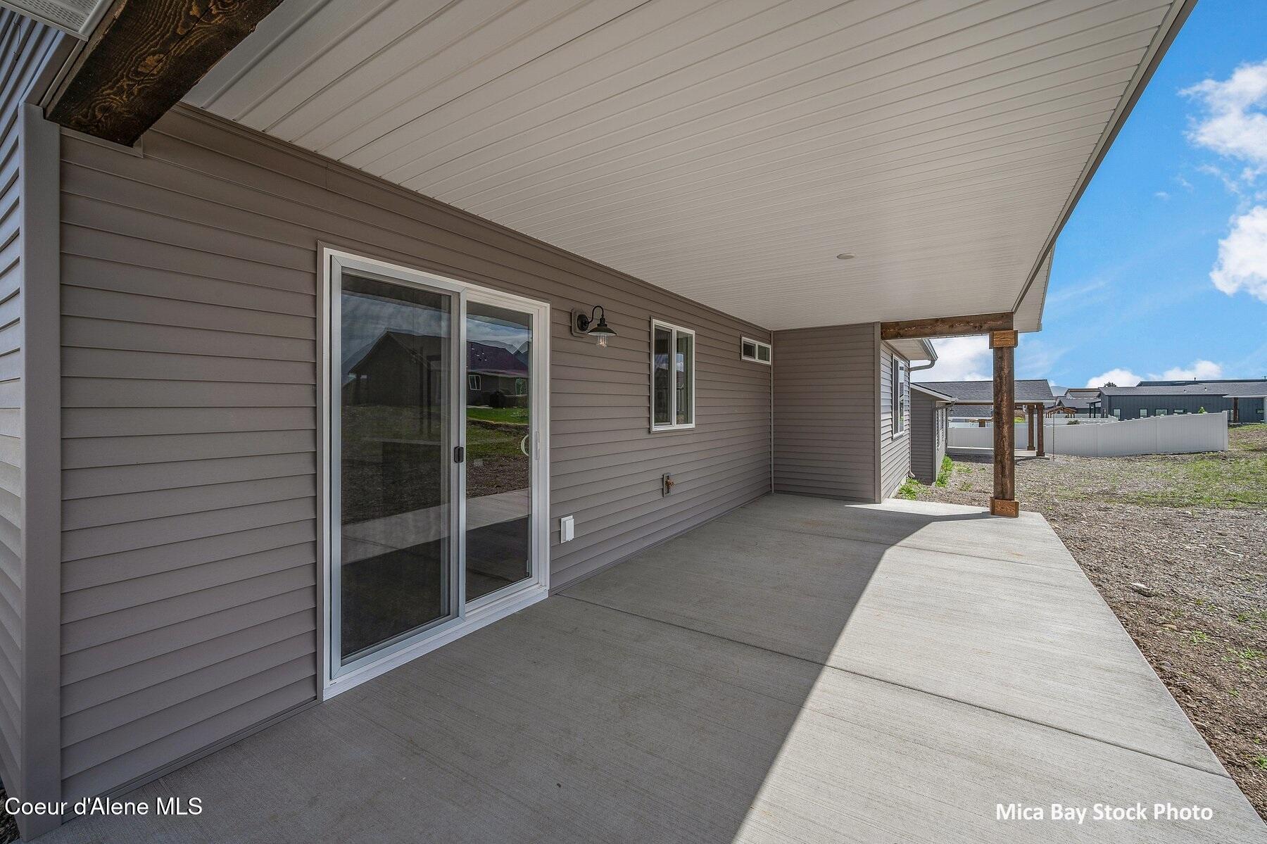 11673 North Simmons Lane Rathdrum, ID 83858 - Photo 22 of 24 23 Back covered patio