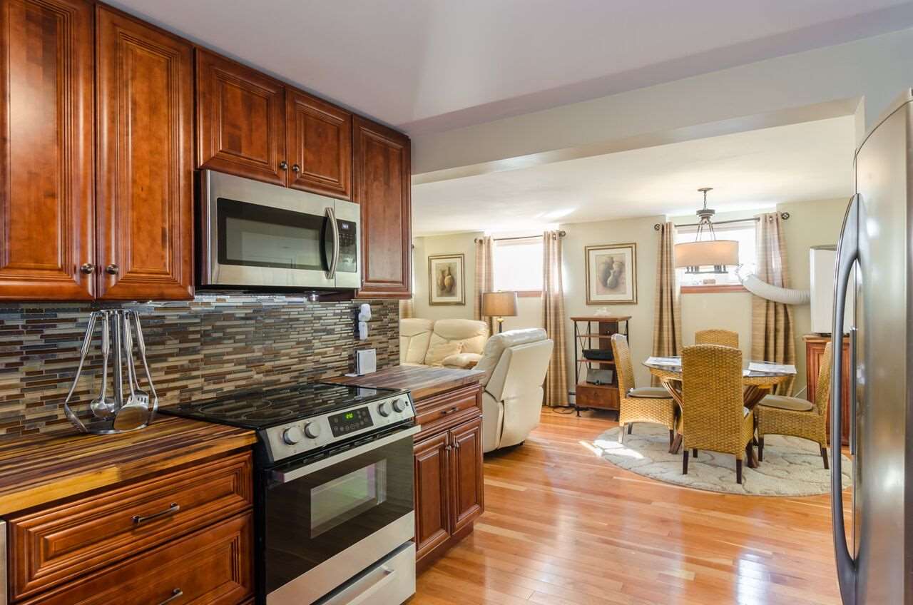 27 Eayers Pond Road Hudson, NH 03051 - Photo 23 of 40