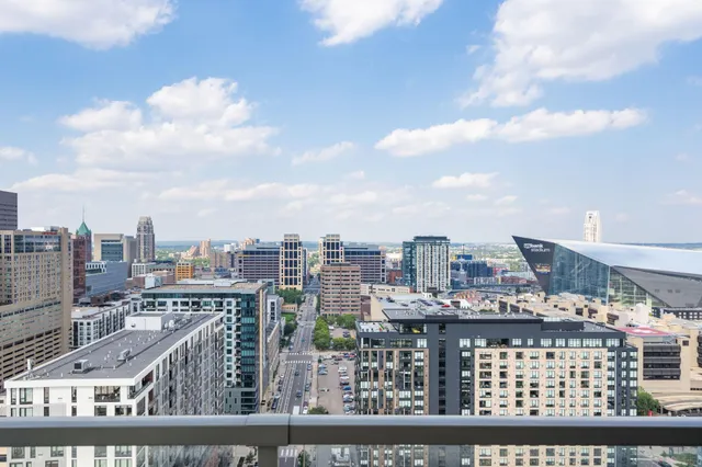 $5,995 | 929 Portland Avenue, Unit 2501, Minneapolis, MN 55404