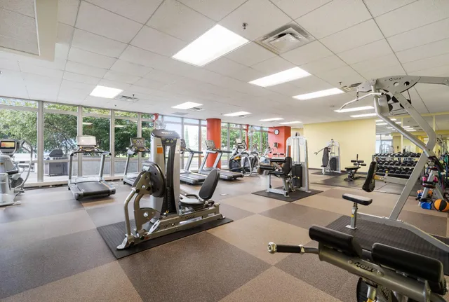 $5,995 | 929 Portland Avenue, Unit 2501, Minneapolis, MN 55404