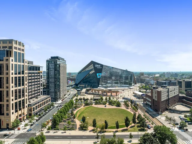 $5,995 | 929 Portland Avenue, Unit 2501, Minneapolis, MN 55404