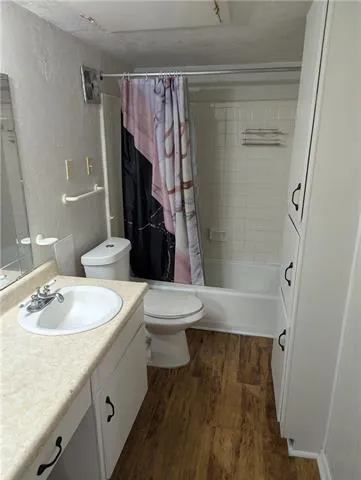 $55,000 | 3100 Rue Parc Fontaine, Unit 2303, New Orleans, LA 70131