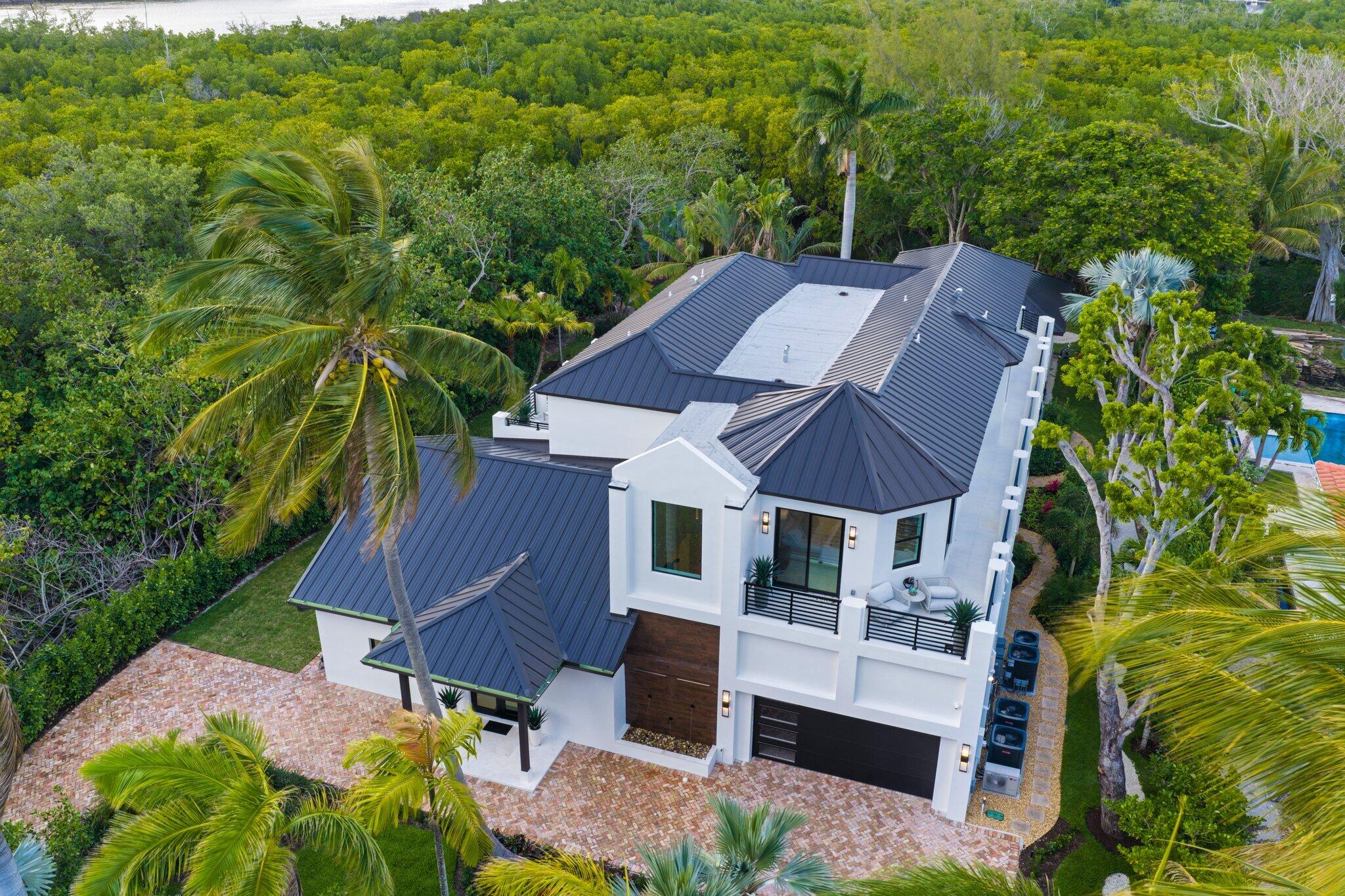 23 Coconut Lane Ocean Ridge, FL 33435 - Photo 2 of 72 23 Coconut Ln - 106.jpg-SMALL