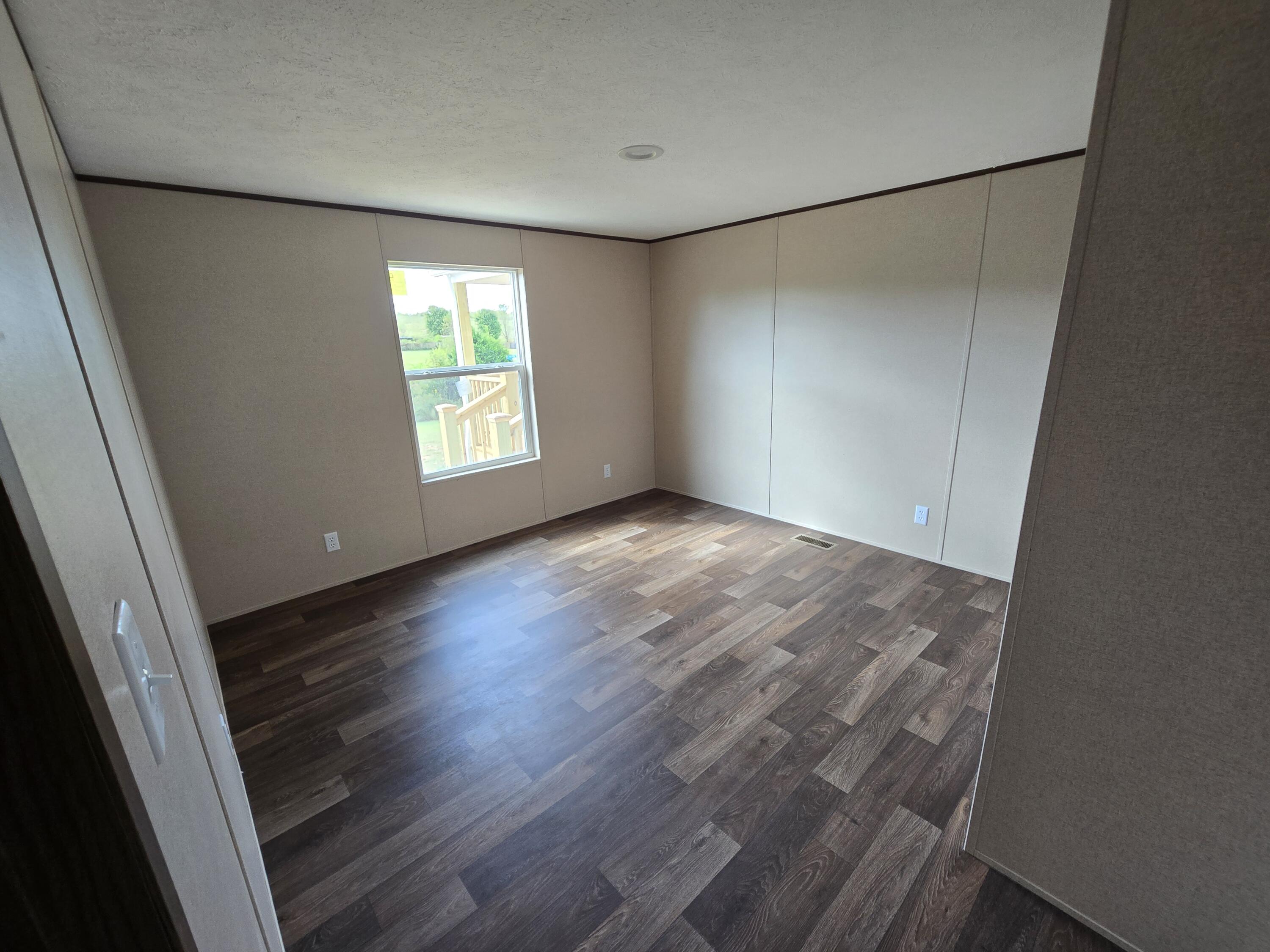 3988 Trapp-Goffs Cor Road Winchester, KY 40391 - Photo 21 of 34 20250925_110616