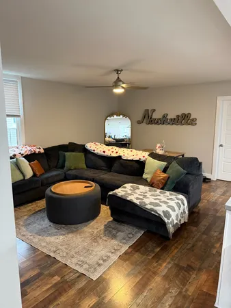 $2,550 | 1715 Seifried Street, Nashville, TN 37208