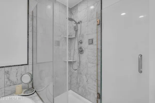 $5,500 | 165 Riddle Avenue, Unit 9, Long Branch, NJ 07740