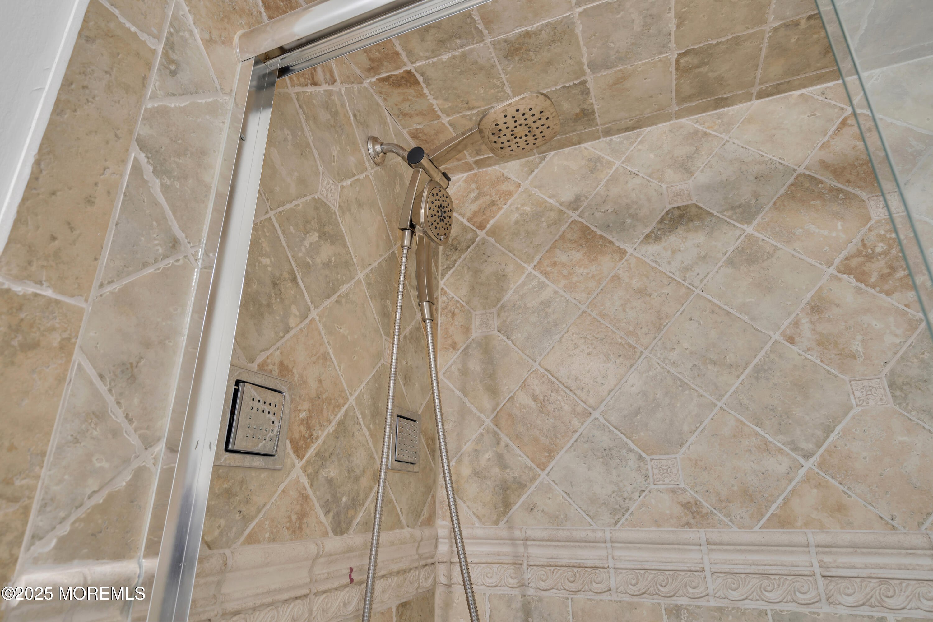 165 Riddle Avenue, Unit 9 Long Branch, NJ 07740 - Photo 33 of 41 058_dsc09306_279