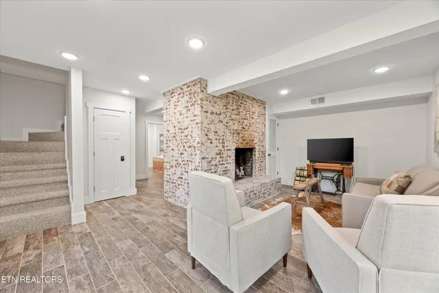 $615,000 | 123 Cutter Gap Road, Townsend, TN 37882