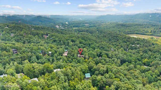 $615,000 | 123 Cutter Gap Road, Townsend, TN 37882