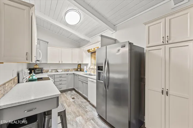 $615,000 | 123 Cutter Gap Road, Townsend, TN 37882