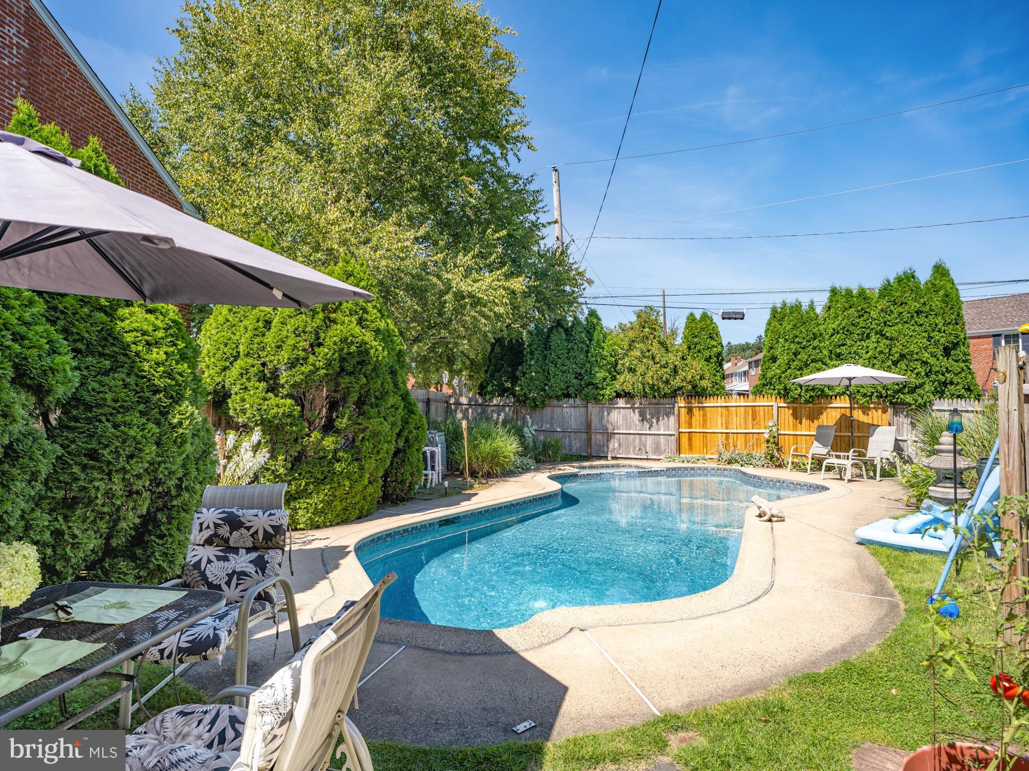 717 Ivins Road Philadelphia, PA 19128 - Photo 3 of 32 Gallery Image 3
