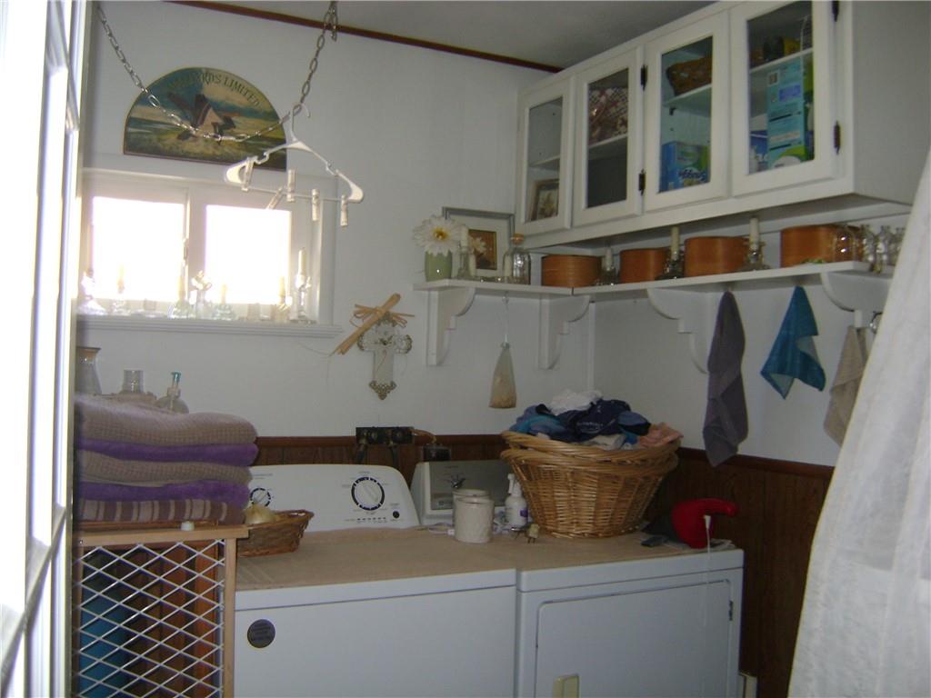 2092 McArthur Road Jamestown, PA 16134 - Photo 32 of 48 a bathroom with a sink and a mirror