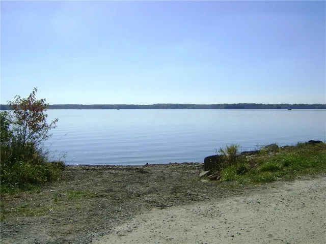 a view of a park with welcome board