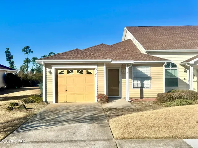 $1,600 | 3124 Meadow Street, Lynn Haven, FL 32444
