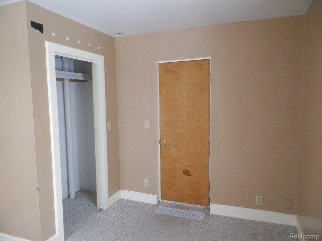 388 Davis Lake Road Lapeer, MI 48446 - Photo 8 of 21 262-181391 - Bedroom (2).JPG