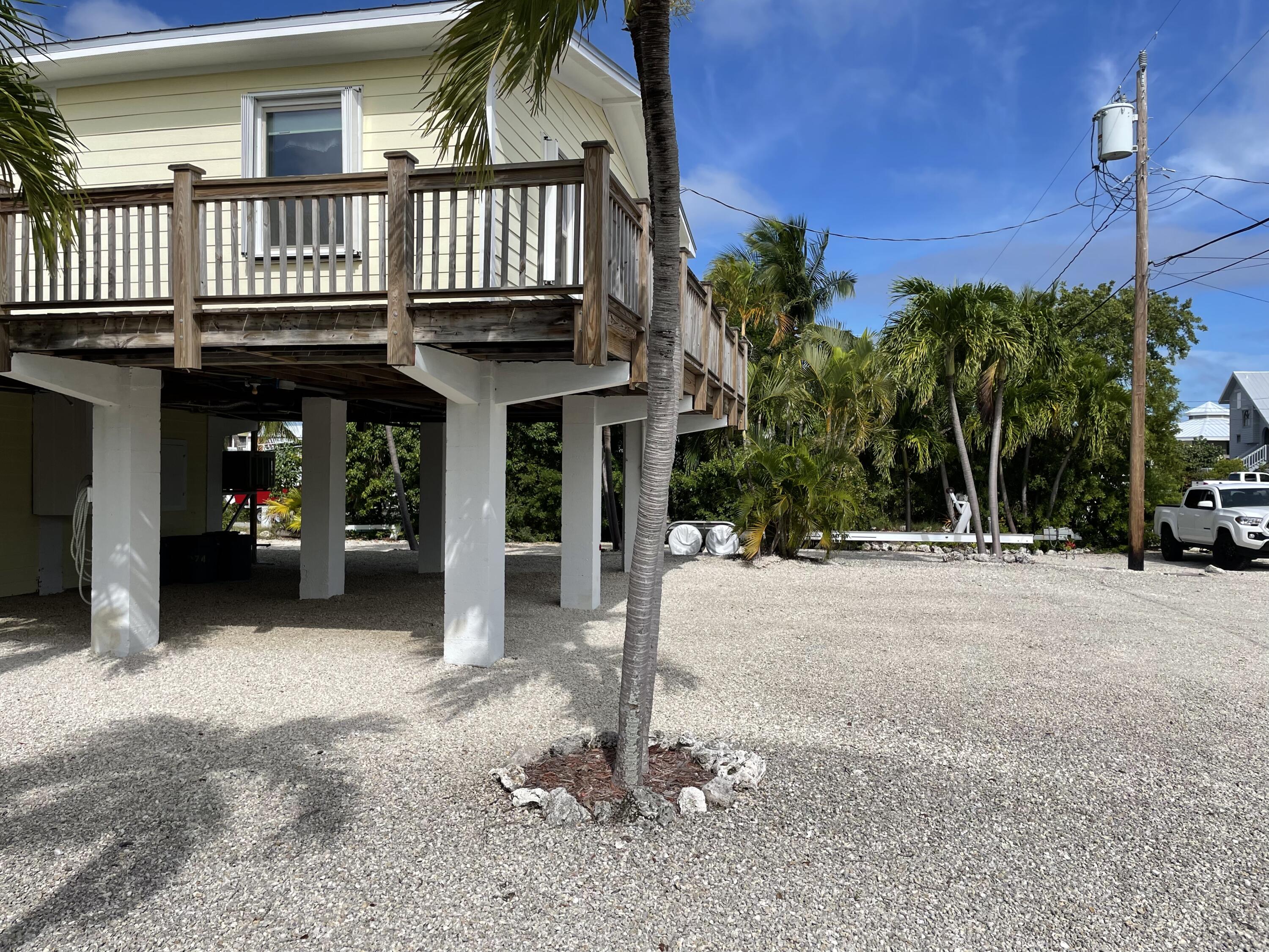 274 Blackbeard Road Summerland Key, FL 33042 - Photo 14 of 45 SE Corner