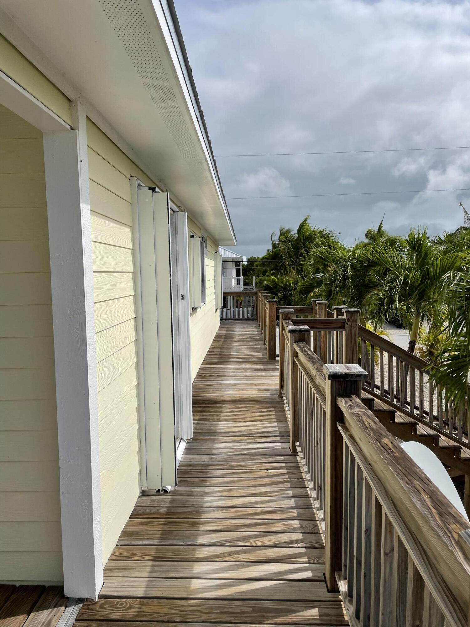 274 Blackbeard Road Summerland Key, FL 33042 - Photo 36 of 45 Wrap Balcony