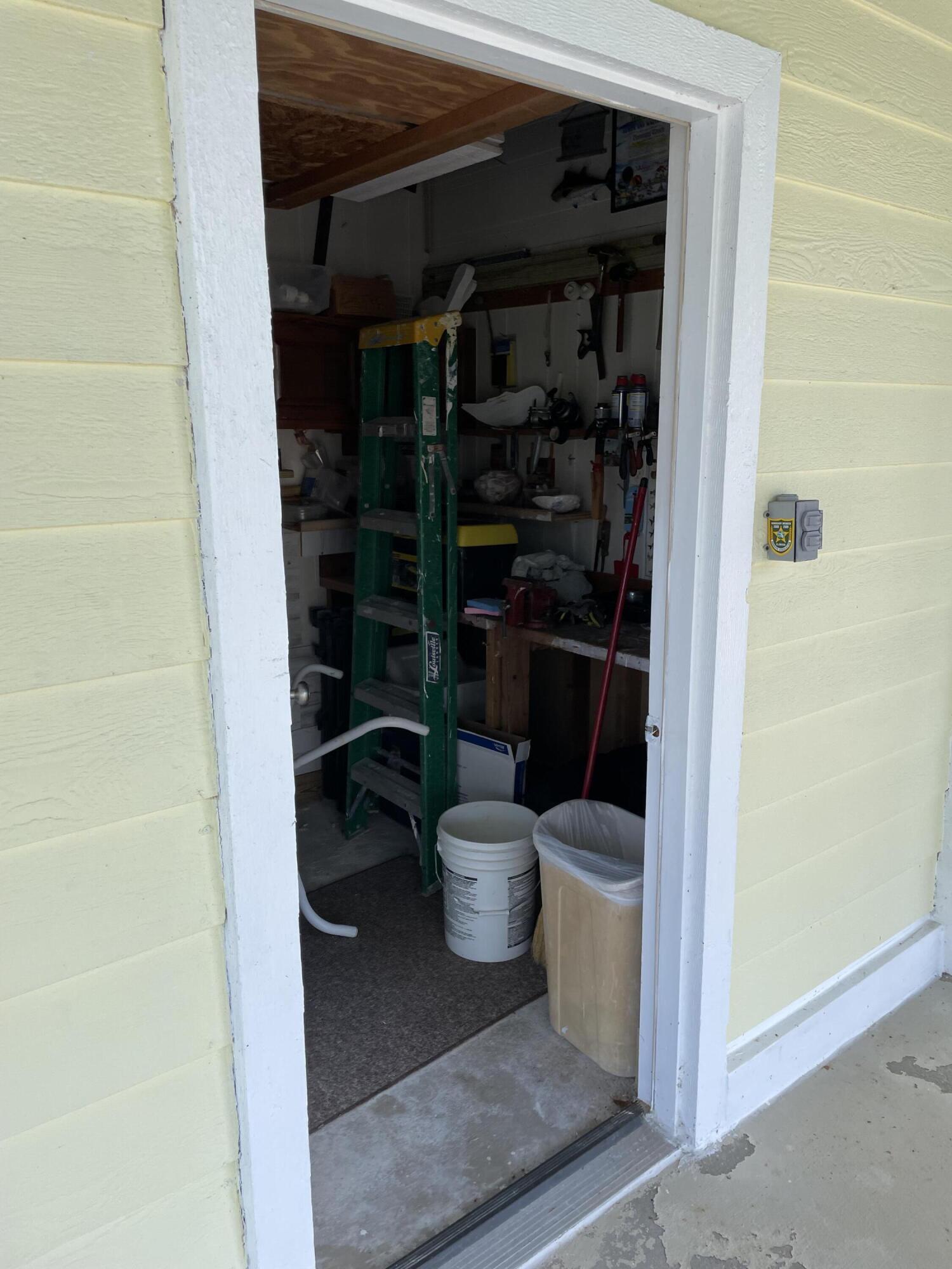274 Blackbeard Road Summerland Key, FL 33042 - Photo 39 of 45 Workshop