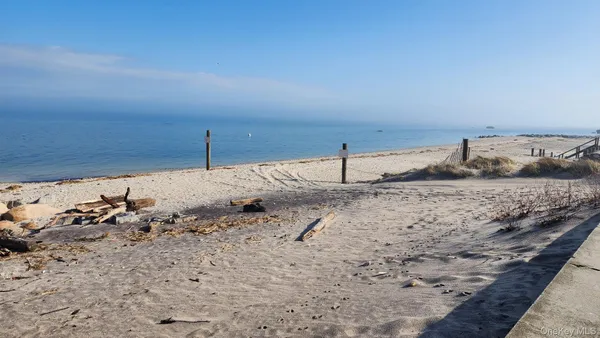 $4,000 | 20 Gabriel Mills Road, Wading River, NY 11792