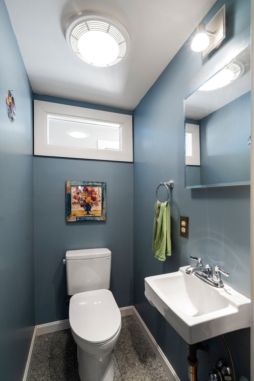 16 Richfield Road Arlington, MA 02474 - Photo 26 of 38