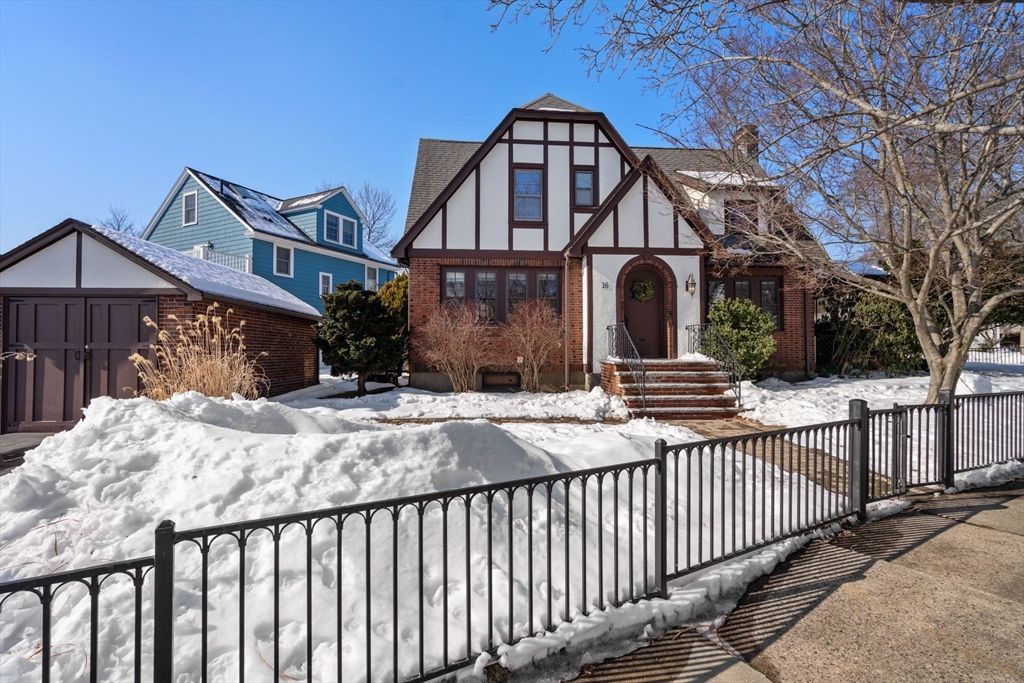 16 Richfield Road Arlington, MA 02474 - Photo 30 of 38