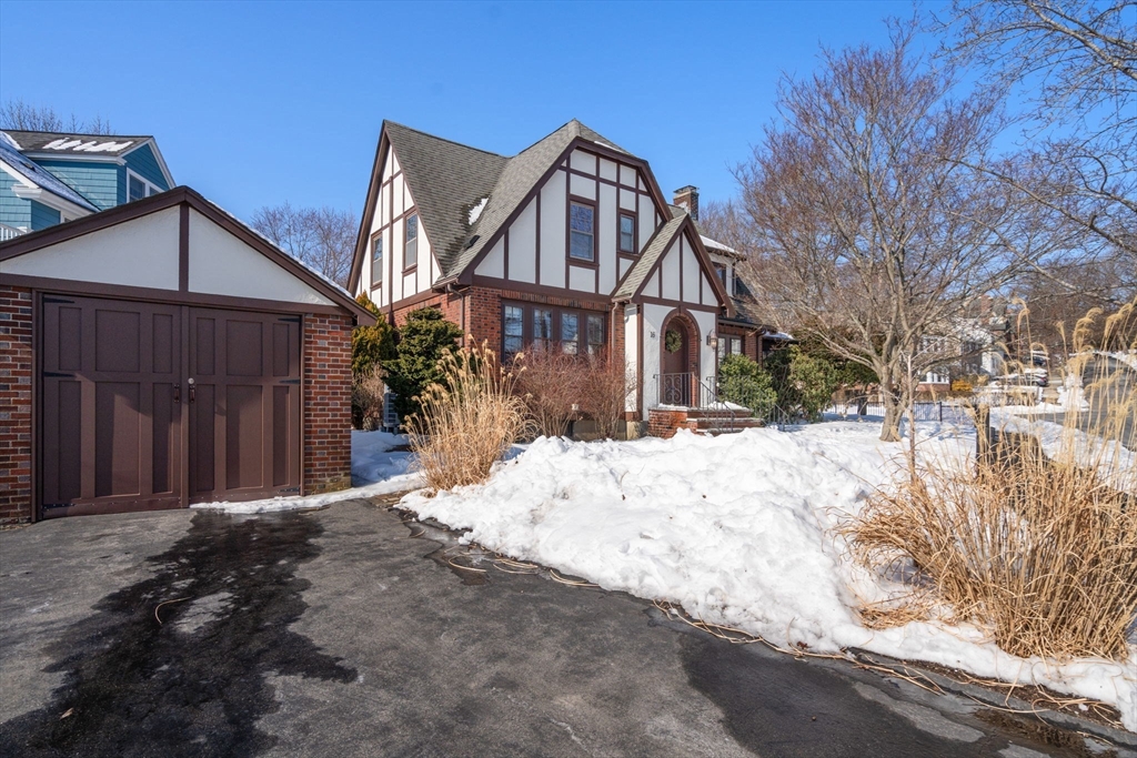 16 Richfield Road Arlington, MA 02474 - Photo 31 of 38