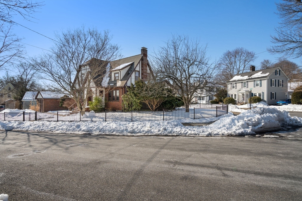 16 Richfield Road Arlington, MA 02474 - Photo 37 of 38