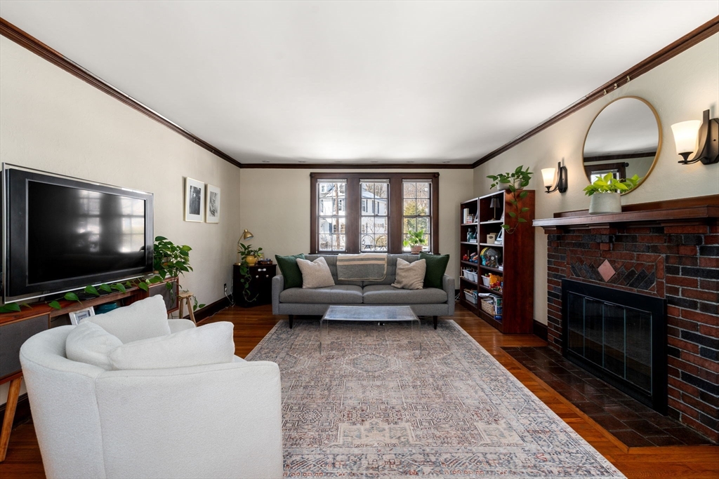 16 Richfield Road Arlington, MA 02474 - Photo 7 of 38