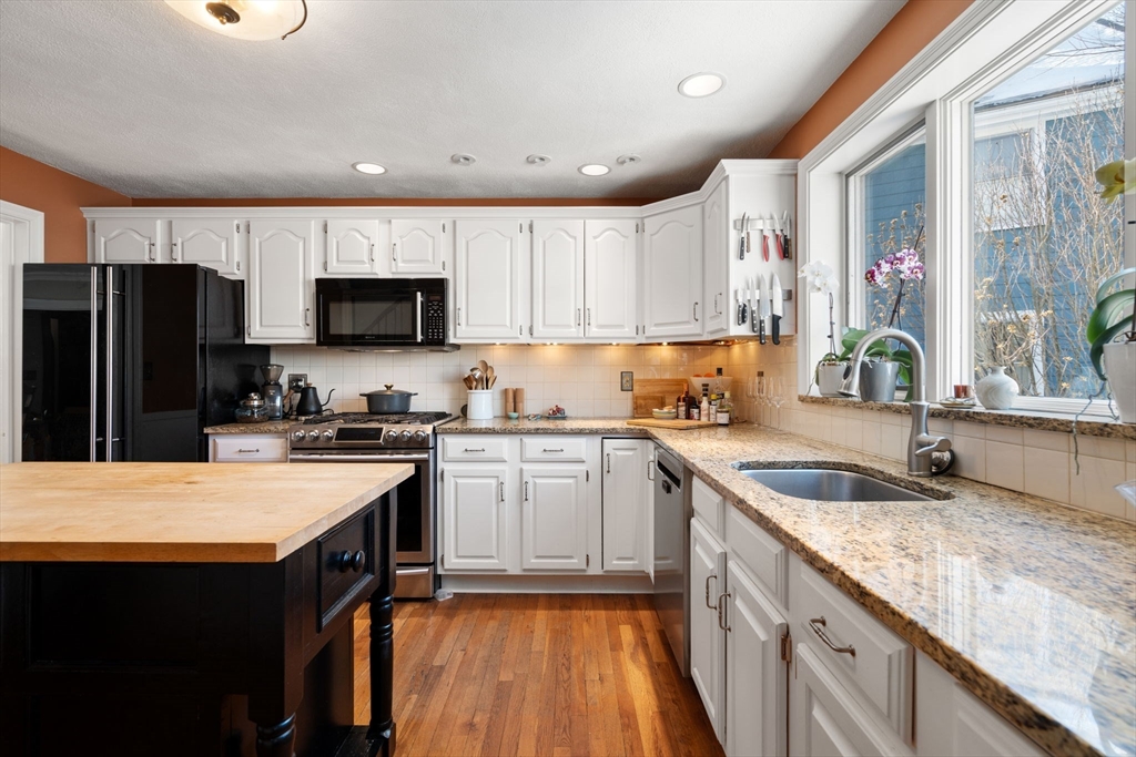 16 Richfield Road Arlington, MA 02474 - Photo 10 of 38