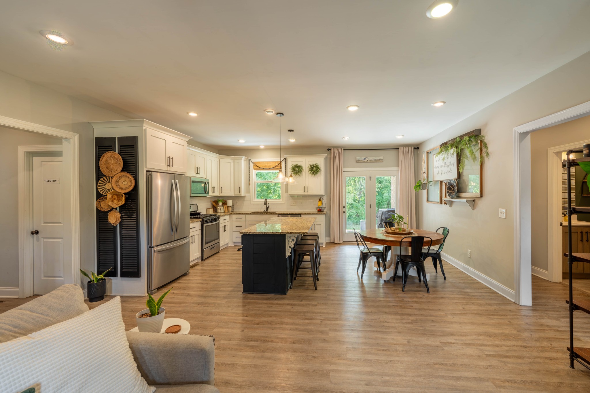 9611 Cross Plains Road White House, TN 37188 - Photo 3 of 21