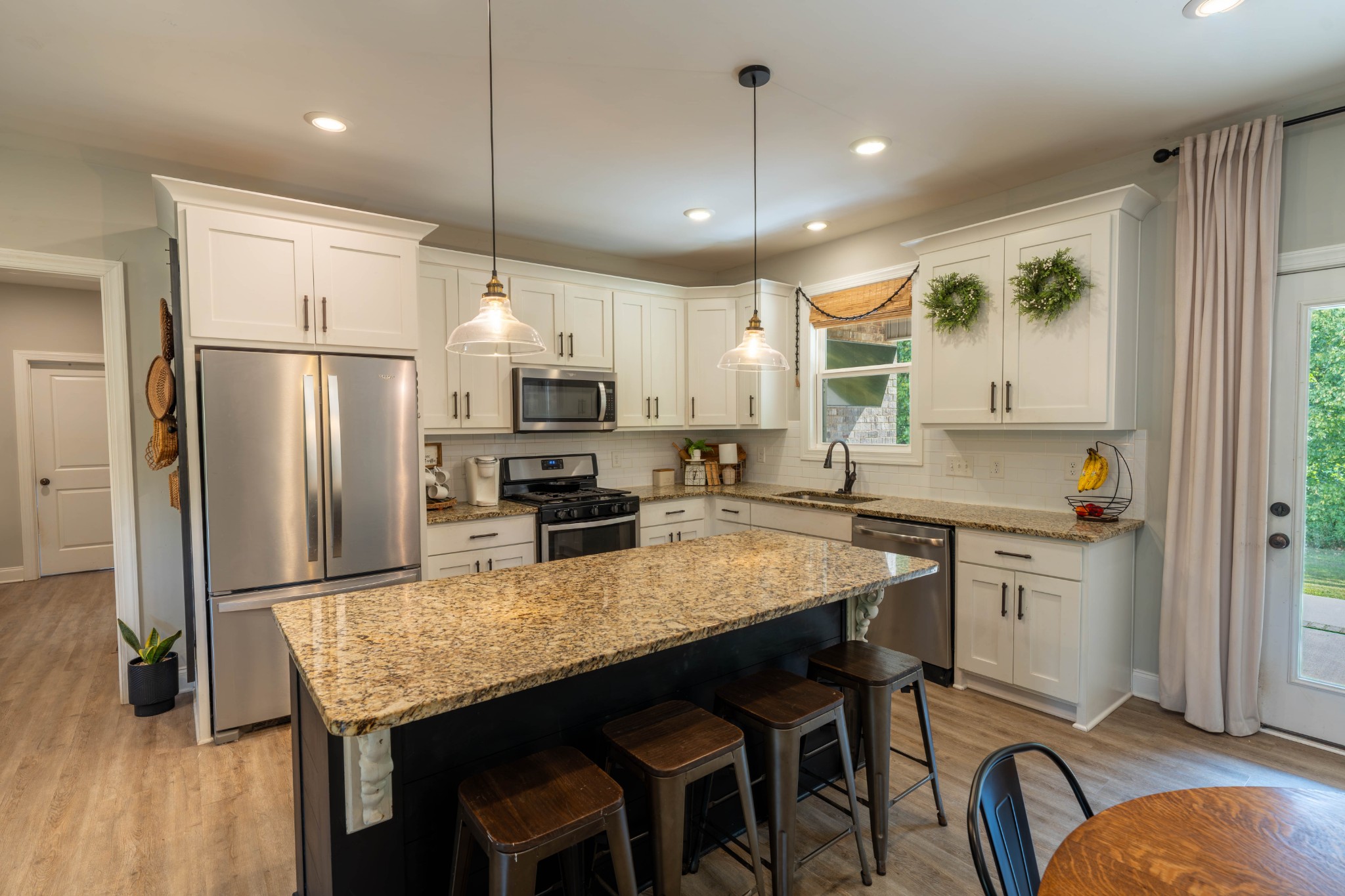 9611 Cross Plains Road White House, TN 37188 - Photo 5 of 21