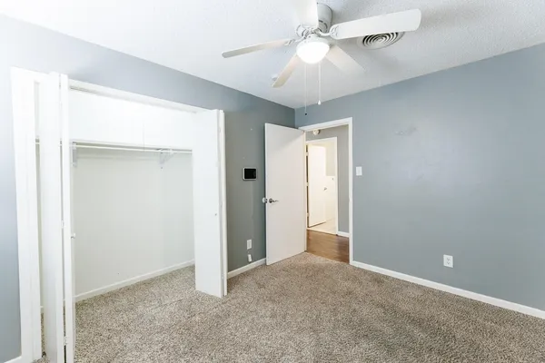 $1,295 | 5426 25th Street, Lubbock, TX 79407