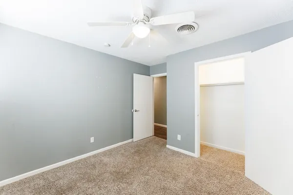 $1,295 | 5426 25th Street, Lubbock, TX 79407