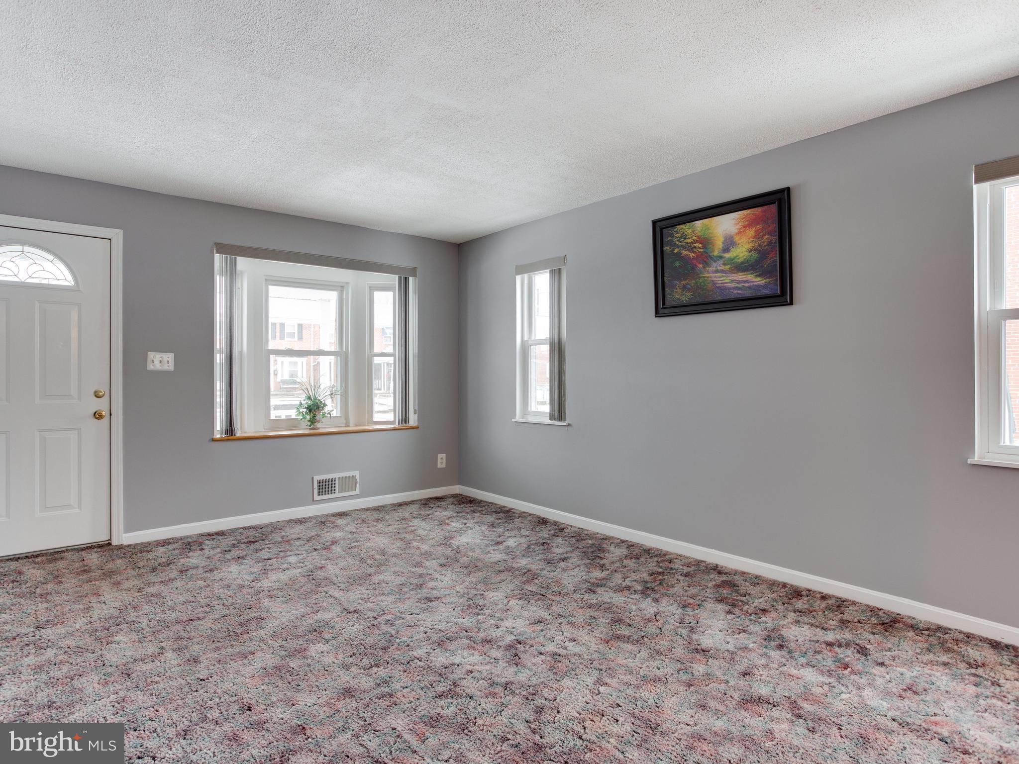 811 Middlesex Road Baltimore, MD 21221 - Photo 9 of 35 SUN FILLED