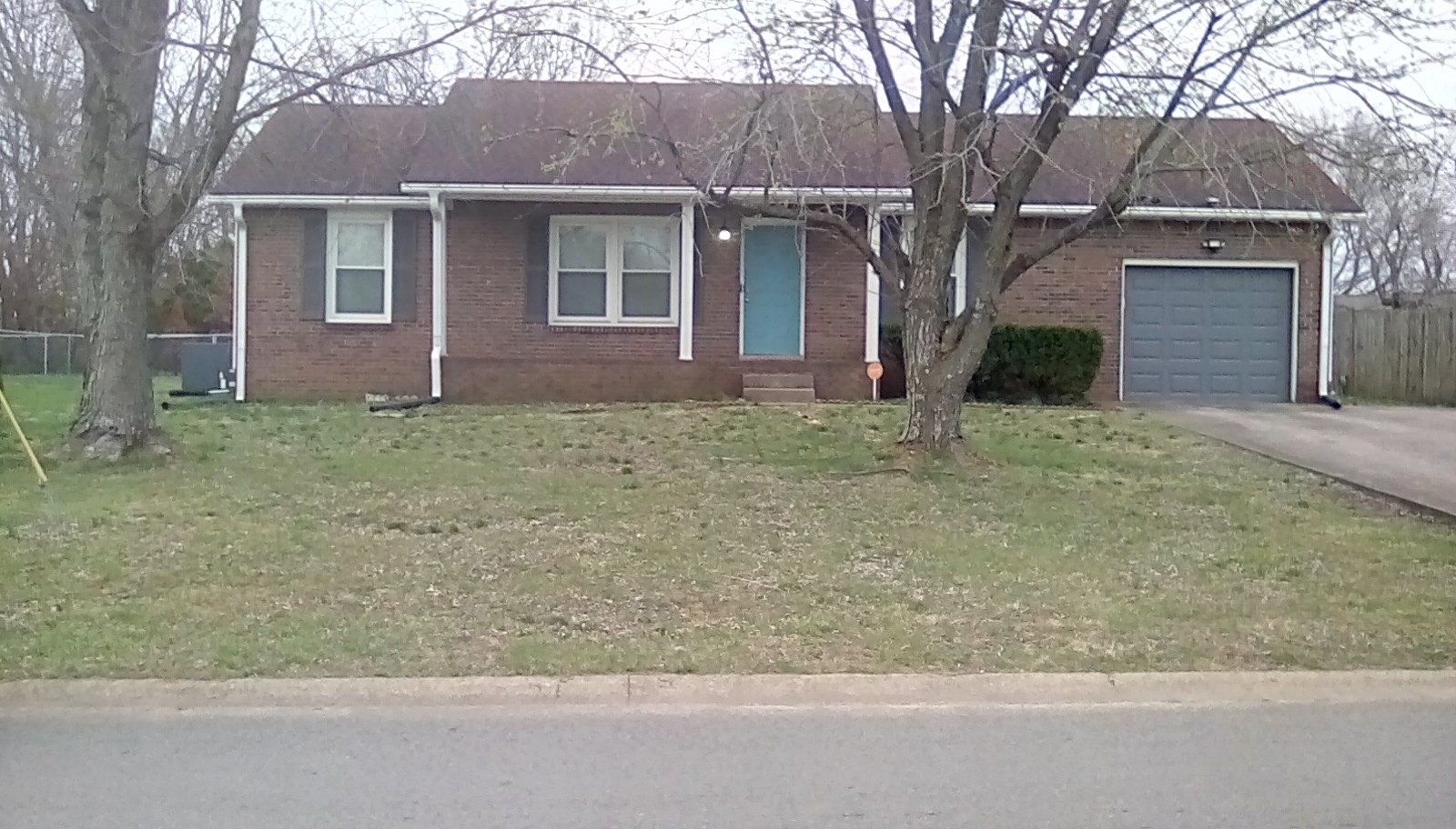 424 Jordan Road Clarksville, TN 37042 - Photo 3 of 17 Gallery Image 3