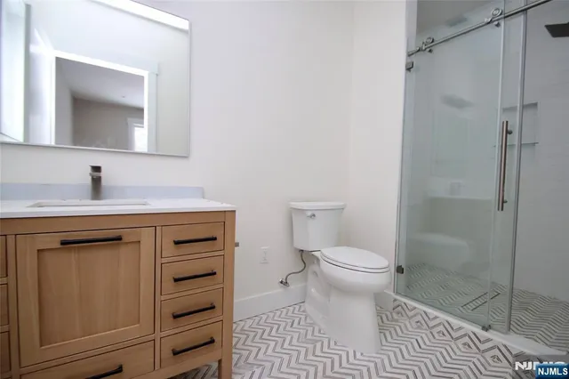 $8,000 | 5-24 Summit Avenue, Fair Lawn, NJ 07410