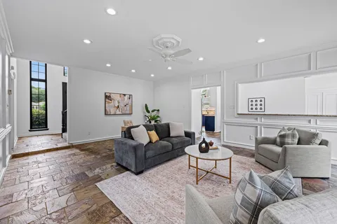 $499,999 | 9214 South Pass Lane, Houston, TX 77064