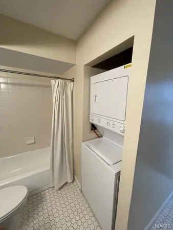 $1,395 | 12970 Bryce Canyon Drive, Unit B, Maryland Heights, MO 63043