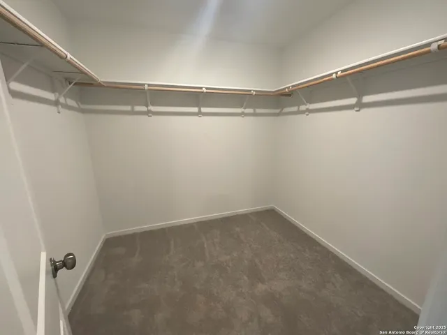 $1,650 | 112 Autumn Trail, Floresville, TX 78114