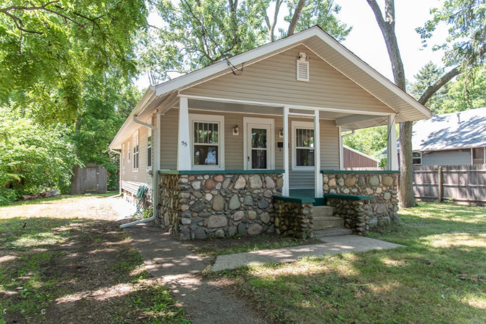 55 Ave B Springfield, MI 49037 - Photo 1 of 23 DSC_8461