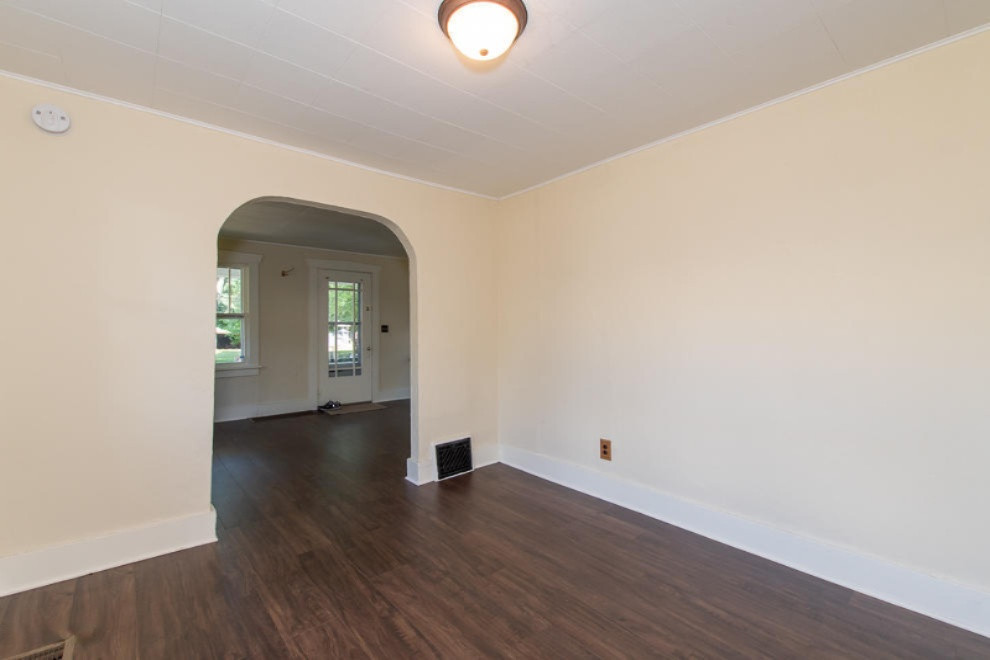 55 Ave B Springfield, MI 49037 - Photo 11 of 23 RN5_1133