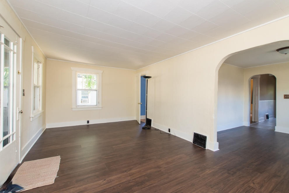 55 Ave B Springfield, MI 49037 - Photo 8 of 23 RN5_1130